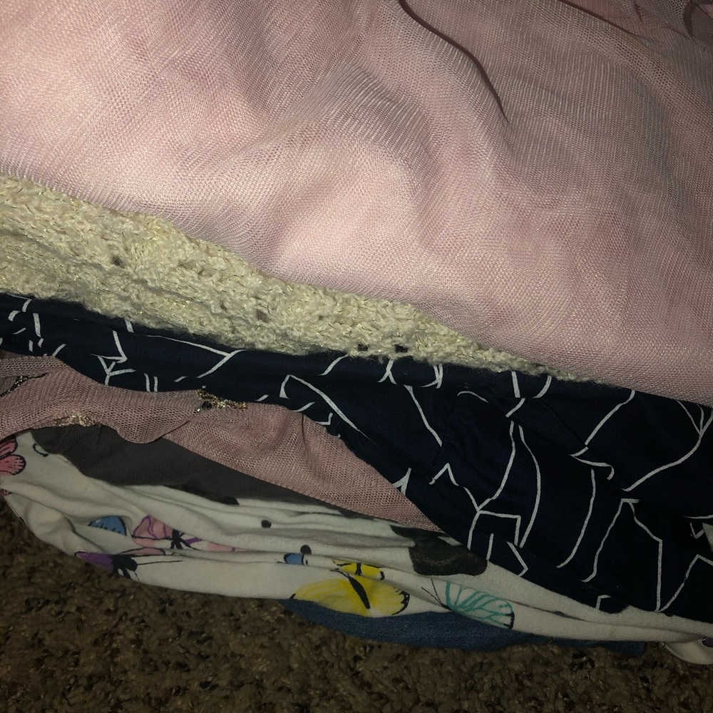 Bundle of dresses 4t